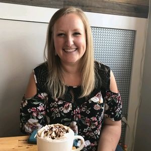 Meet your Posher, Lyssa